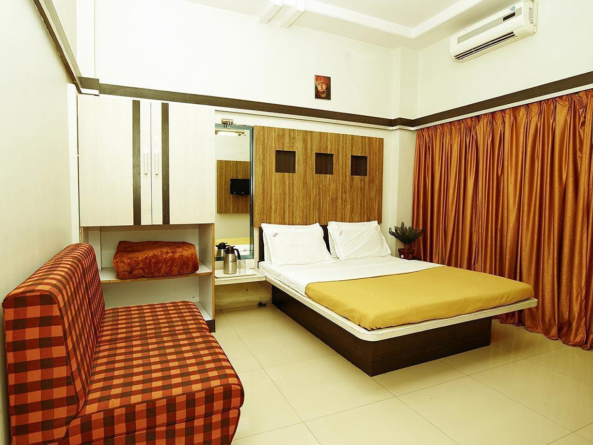 Saideep Villas Shirdi Exterior photo